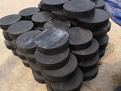 山西板式橡胶支座由若干层橡胶片与薄钢板经加压硫化